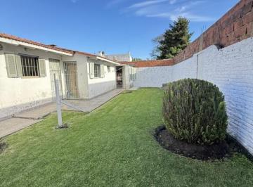 Casa · 164m² · 3 Ambientes · 1 Cochera · Casa en Venta Tres Ambiente con Departamento y Espacio Aereo Para Construccion