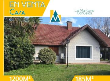 Casa · 185m² · 5 Ambientes · 1 Cochera · Casa en Venta - Cañuelas