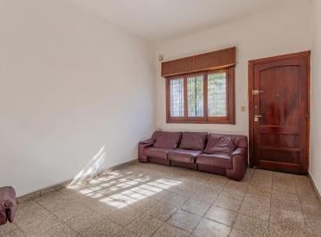 Casa · 66m² · 3 Ambientes · Venta Casa 3 Ambientes con Patio y Terraza en Ciudadela - Apto Credito