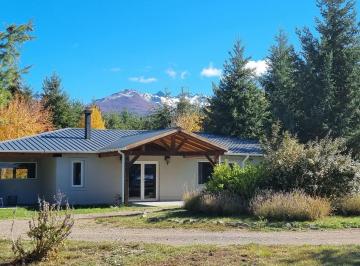Casa · 192m² · 3 Ambientes · Para Disfrutar El Entorno – Casa con 10.000 m² de Naturaleza Propia