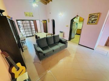 TYK-TYK-32_2 · Casa Lote Propio con Galpón