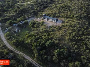 Casa · 3800m² · 3 Ambientes · 1 Cochera · Casa en Venta 2 Dorm. en Country de Montaña Hipico a Pocos Km Carlos Paz - Cba