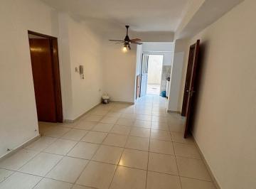 Departamento de 4 ambientes, Ciudad de Santa Fe · San Jeronimo E Iturraspe. Todo Planta Baja.