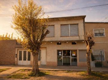 Casa de 3 ambientes, Quilmes · Casa en Terreno de 380 m² en Dos Plantas, con Garage y Local Comercial