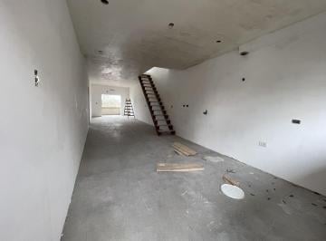 Departamento · 105m² · 4 Ambientes · 1 Cochera · Departamento - Hindu Club