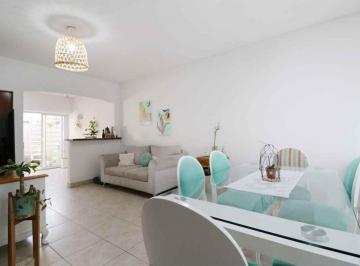 Departamento · 79m² · 4 Ambientes · 1 Cochera · Depto Duplex 4 Amb Tapiales Patio Coch Apto Credit