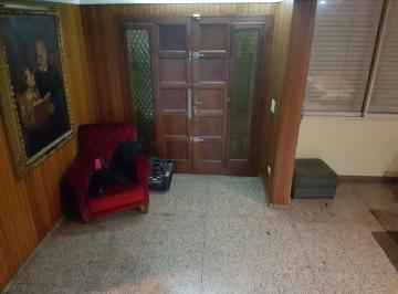 Casa de 4 ambientes, Floresta · Casa Categ 4 Amb + Dep