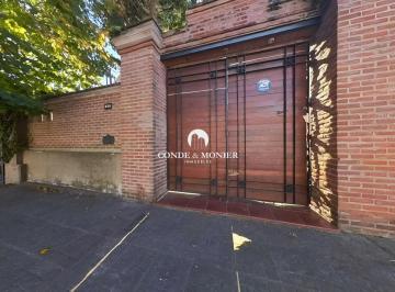 CYM-CYM-426_2 · Bernal, Venta Casa 7 Ambientes con Jardin y Pileta.