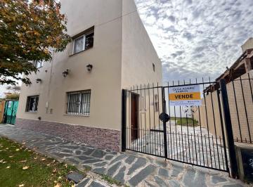 Casa de 3 ambientes, Miramar · Duplex 3 Ambientes en Venta en Miramar