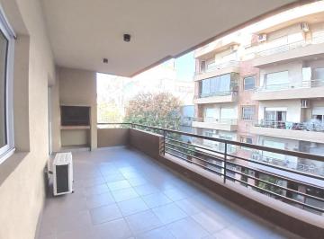 Departamento · 66m² · 2 Ambientes · 1 Cochera · Amplio Departamento 2 Ambientes con Balcon, Parrilla, Vestidor, Cochera en Monserrat Apto Credito