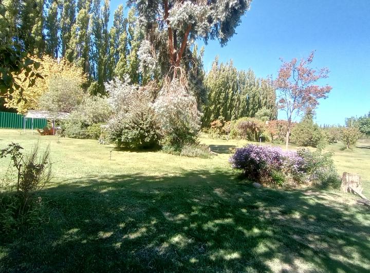 Casa · 750m² · 12 Ambientes · 2 Cocheras