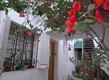 Casa de 2 ambientes, Córdoba · Vendo Casa 2 Dorm. Sobre Castro Barros Al 1000, en Condominio