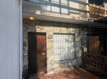 Casa · 75m² · 3 Ambientes · 1 Cochera · Duplex 3 Amb con Ent. Auto! Alquiler! Carapachay