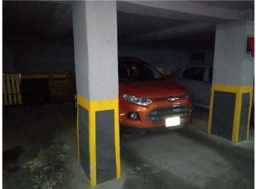 Garage · 14m² · Venta Cochera Cubierta en Edificio Premium
