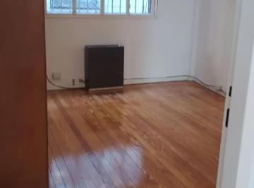 Departamento · 74m² · 3 Ambientes · Departamento en Alquiler - 2 Dorm. 1 Baño - Caballito