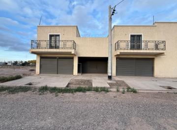 Casa · 100m² · 4 Ambientes · 1 Cochera · Casa en Las Heras