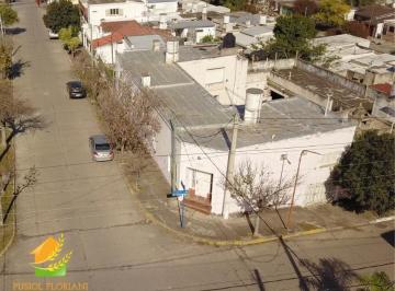 Casa de 15 ambientes, Alta Gracia · Casa Amplia a Restaurar