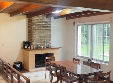Casa · 53m² · 5 Ambientes · 1 Cochera · Casa Chalet en Alquiler en Highland Park Cc, Pilar, G. B. a. Zona Norte
