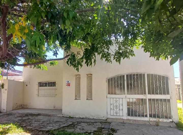 Casa · 80m² · 2 Dormitorios