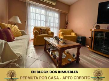 Casa · 182m² · 5 Ambientes · 1 Cochera · Venta en Block:dos Casas - Propiedad Nueva Propiedad a Reciclar San Martin