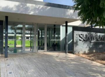 Foto · Summum, Jardin Claret - Departamento de un Dormitorio y Medio, con Cochera