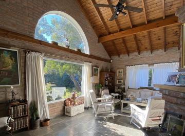 Casa · 272m² · 5 Ambientes · 2 Cocheras · Casa 5 Ambientes con Piscina en Lote de 1040 m², en Los Cardales Country Club