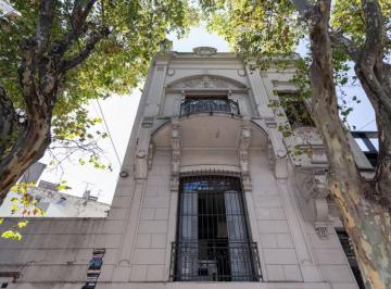 Casa · 700m² · 2 Cocheras · Casona en Venta
