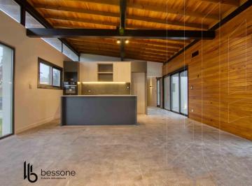 Casa · 180m² · 3 Ambientes · 2 Cocheras · Casa - Arenas del Sur