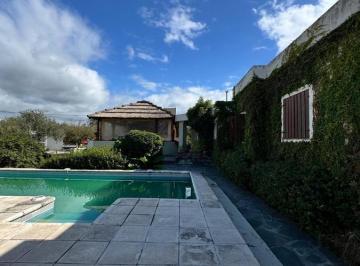 Casa · 400m² · 5 Ambientes · 1 Cochera · Casa en Venta Cóndor Alto Villa Allende