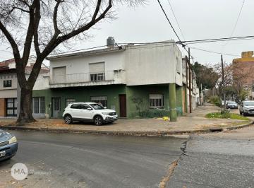 Casa · 156m² · 4 Ambientes · Casa 2 Dorm. - Sarmiento 3400 - Zona España y Hospitales - Rosario | Venta