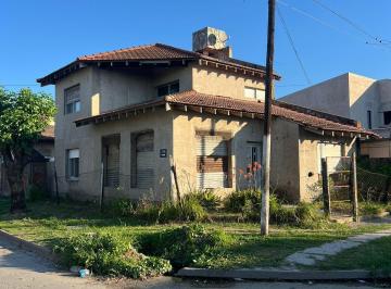 Casa de 4 ambientes, Berisso · Casa en Venta en Berisso