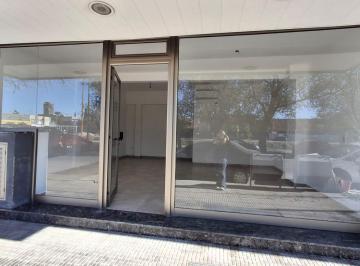 Local comercial de 1 ambiente, Bahía Blanca · Urquiza 674, Alquila Local Comercial.
