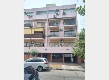 Departamento · 60m² · 3 Ambientes · 1 Cochera · Departamento en Venta en Ramos Mejia