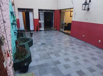 Foto · Alquiler, Casa 6 Dorm. Ideal Uso Comercialresidencial - Disponible Agosto!