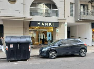 Local comercial · 70m² · 1 Ambiente · Local en Alquiler Frente Pasaje Rodrigo - Dacal Bienes Raíces