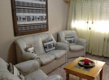 Casa de 4 ambientes, Santa Teresita · Triplex de 4 Amb en Santa Teresita