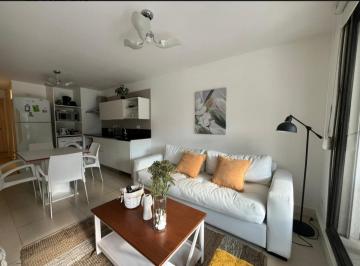 Departamento · 60m² · 3 Ambientes · 1 Cochera · Departamento en Unique 106