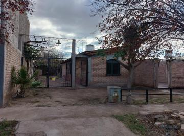 Frente 1 · Casa en Alquiler en Barrio Viñas de Vistalba