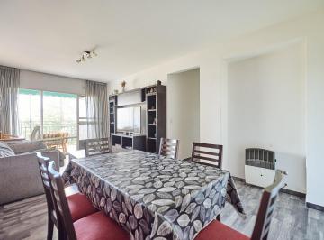 Departamento · 86m² · 4 Ambientes · 1 Cochera · Venta Departamento 4 Ambientes Súper Luminoso en Villa Raffo