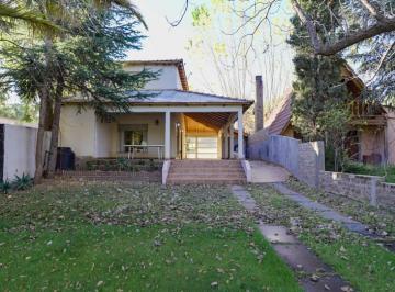 Casa de 3 ambientes, Mari Menuco · Venta Casa Villa Club Mari Menuco