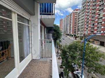 Departamento · 58m² · 2 Ambientes · 1 Cochera · Alquiler 24 Meses - Zona Guemes - Dos Ambientes C/ Dep y Balcon