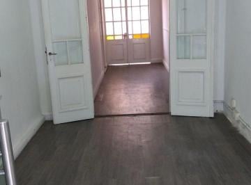 Local comercial de 4 ambientes, Lanús · Alquila - Importante Local Comercial