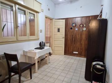 PH · 120m² · 5 Ambientes · PH Al Contrafrente en 2 Plantas, 5 Amb. con Patio y Terraza