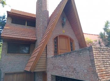 imagen1 · Chalet de 5 Amb. Lote de 8,66x48. Cochera Cub. P/4 Autos. Fondolibreconpiscina. en Venta, Banfield o