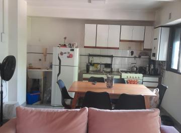 Departamento de 1 ambiente, Monte Castro · Departamento 1 Ambiente Amplio Divisible