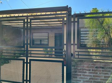PH · 70m² · 2 Dormitorios · 1 Cochera · PH en 18 Nº2226 Entre 77 y 78