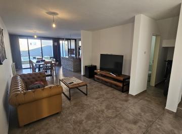 PH · 150m² · 3 Dormitorios · 2 Cocheras · Venta Duplex en La Calandria (3 Dorm.)