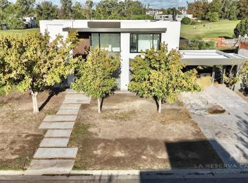 Casa · 260m² · 5 Ambientes · 2 Cocheras · Casa en Venta en La Reserva Cardales