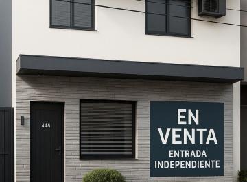 PH de 3 ambientes, Morón · PH 3 Ambientes Pb con Patio, Excelente Ubicacion Moron Centro, Valle 444