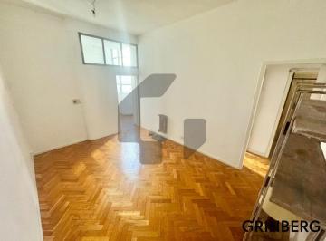Departamento · 69m² · 3 Ambientes · Excelente Departamento de 3 Ambientes en Venta en Tribunales.